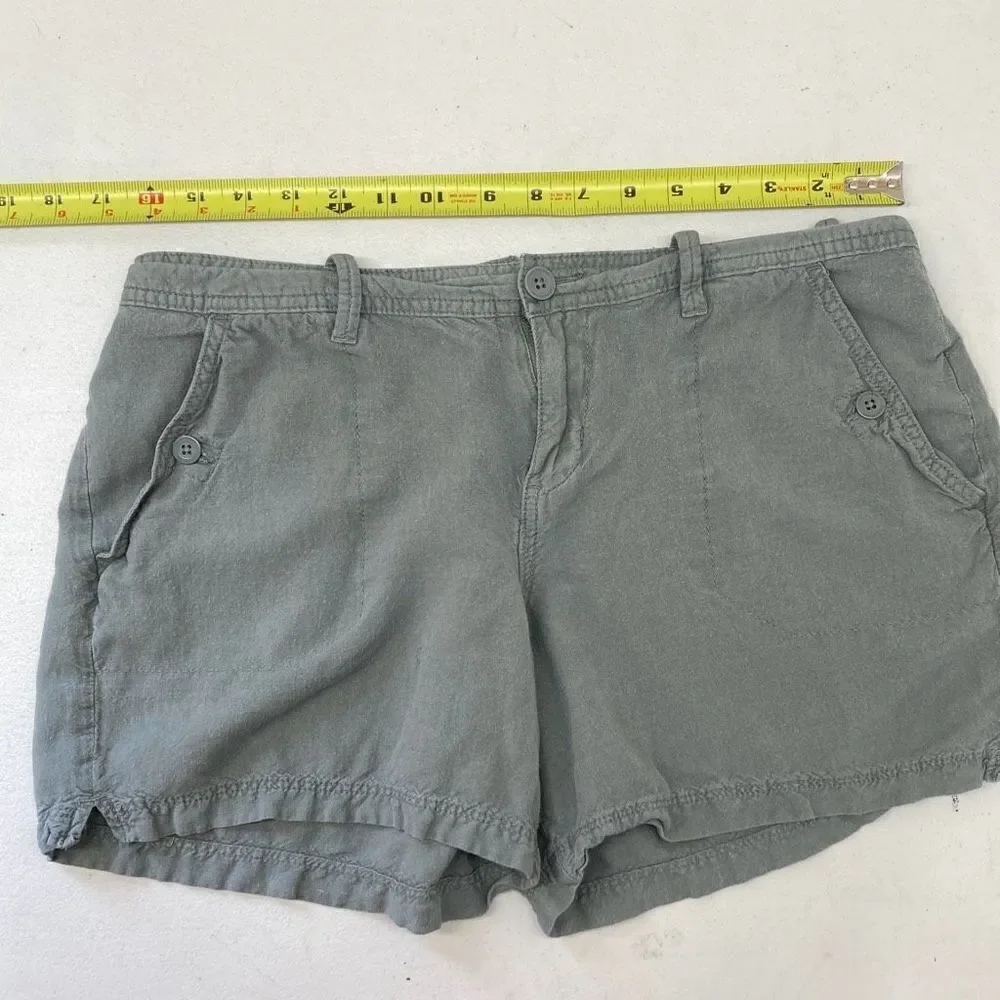 Calvin Klein Shorts Womens size 10